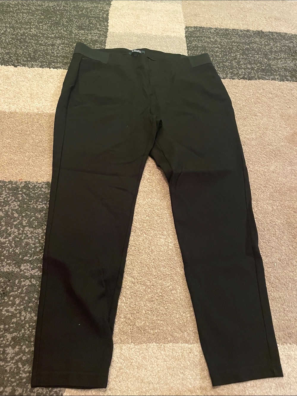 Chaps Women's Cropped Black Ankle Pants